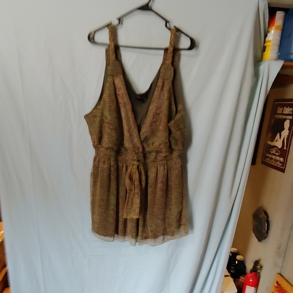 Torrid tank top
